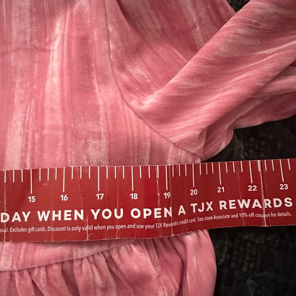 Adorable pink velvet dress NWOT - Picture 11 of 12